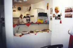 2002-016-Kaffeeklatsch-1